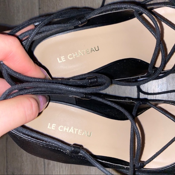 Faux Leather Black Heels w/ Tie - Picture 5 of 12